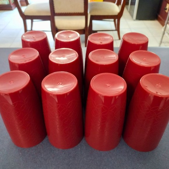 Set of 12 Acrylic Tumblers - Picture 2 of 6